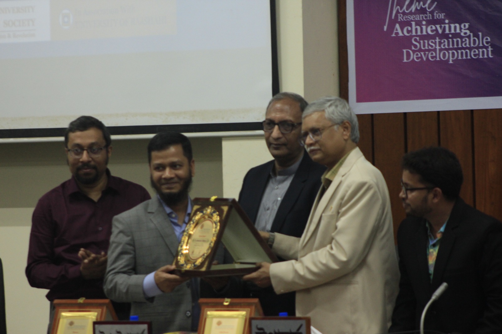 Award presentation at RURS 1st ISCRF 2024